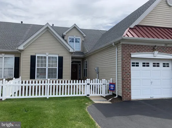 134 Devonshire Way, Sellersville, PA 18960