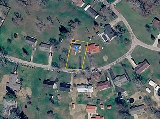 181 Shawnee Dr, Vanceburg, KY 41179