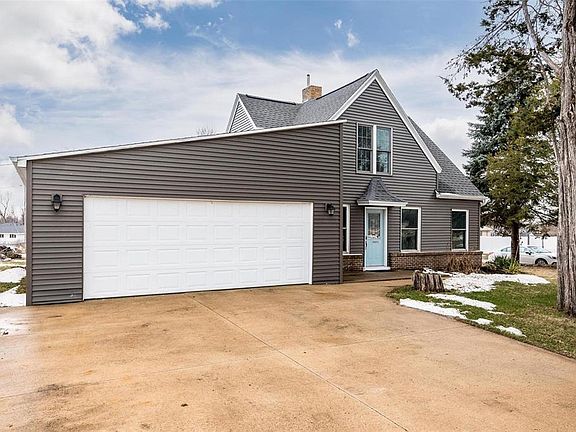 2nd image of 3001 30th Street Dr SE