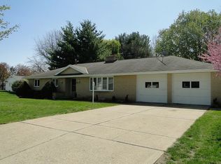 755 Center St, Prairie Du Sac, WI 53578