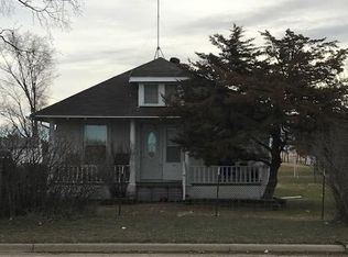 400 4th St, Ipswich, SD 57451