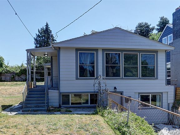 2nd image of 4120 Renton Avenue S