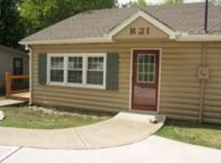21 R St, Lake Lotawana, MO 64086