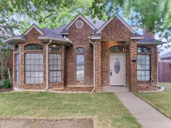 111 Homestead Dr, Lancaster, TX 75146