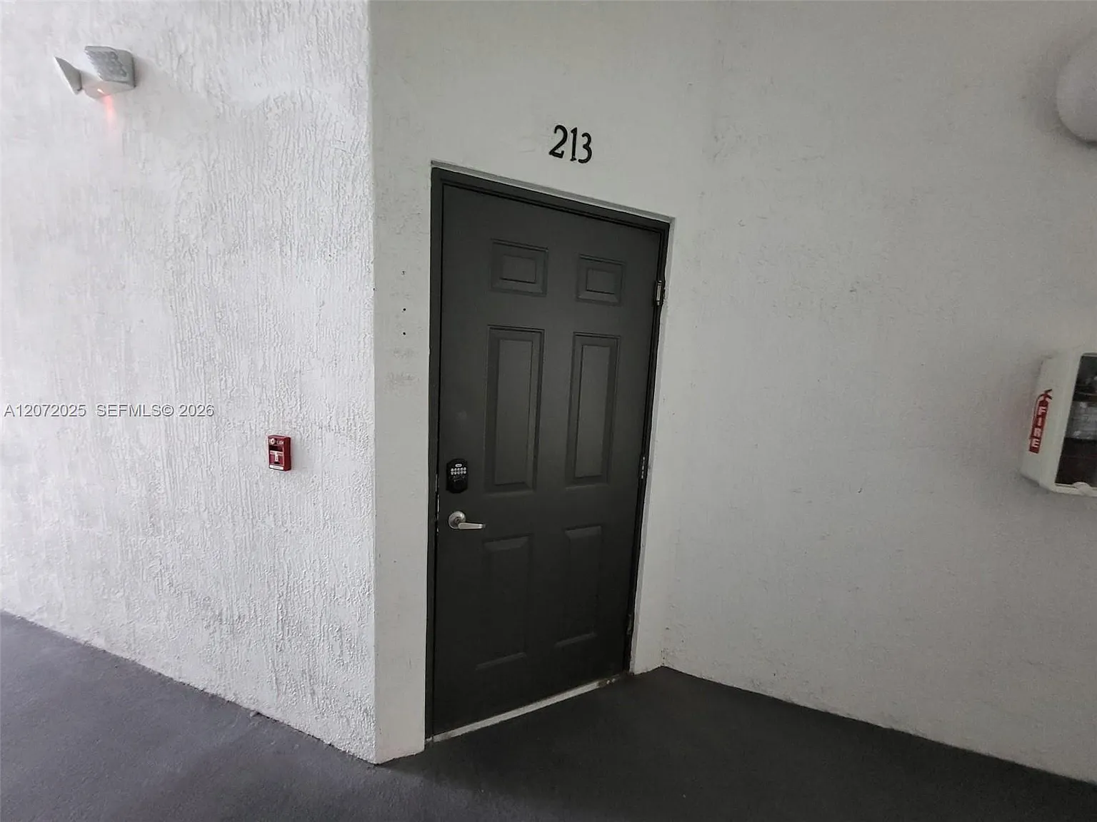 Century Park South — Photo 4