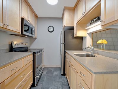380 Ramsey St APT 4A, Saint Paul, MN, 55102