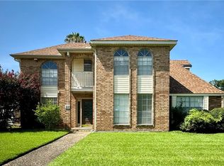 22 Madera Ct, Kenner, LA 70065