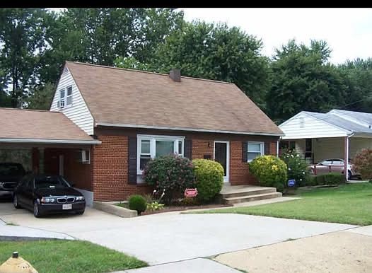 3rd image of 2406 W Longview Dr