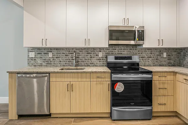 Rented by Keller Williams Realty Landmark | media 11