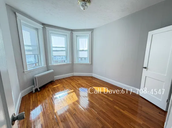 225 Kelton St, Boston, MA