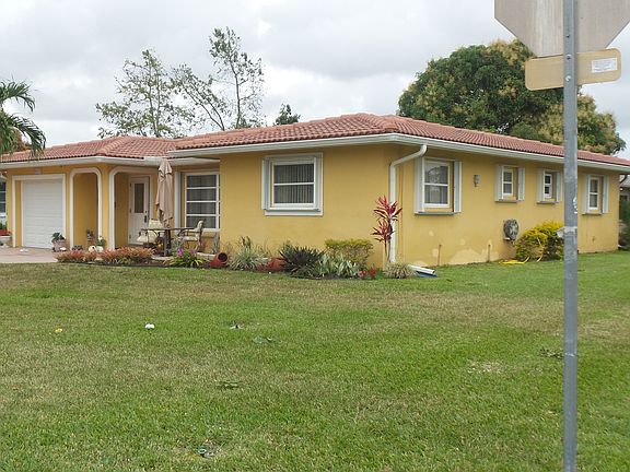 4th image of 6100 NW 70th Ave