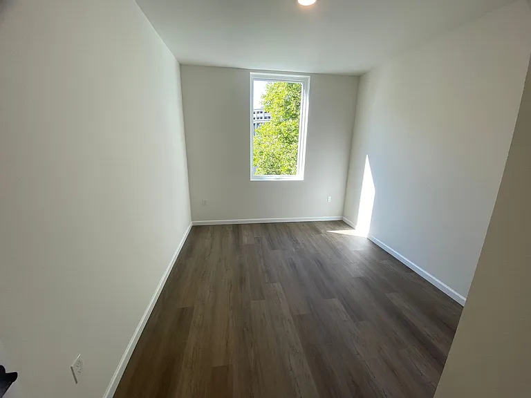 401 UNION — Photo 223