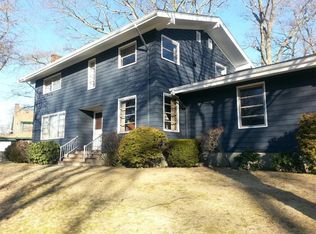 887 Ray St, Fall River, MA 02720