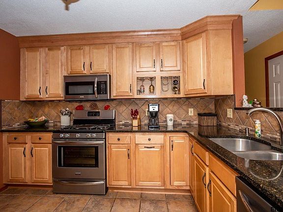 4th image of 5207 Forest Point Dr S