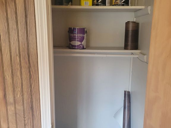 5th image of 13806 Locust St #2B