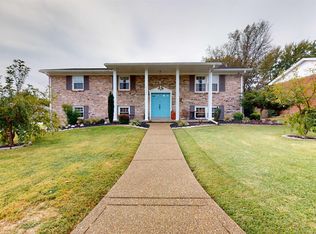 7723 Owens Dr, Newburgh, IN 47630