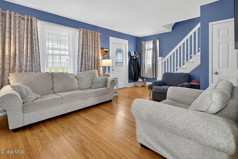 3rd image of 702 8th Avenue