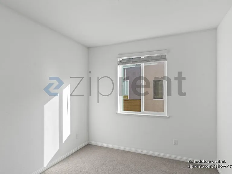 586 Jayne Ct — Photo 20