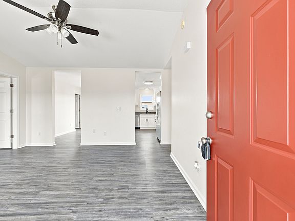 2nd image of 1306 Jessica St