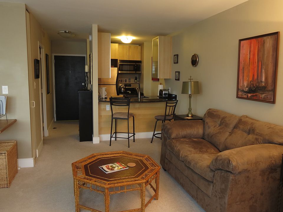 1st image of 210 N 17th St Unit 1008
