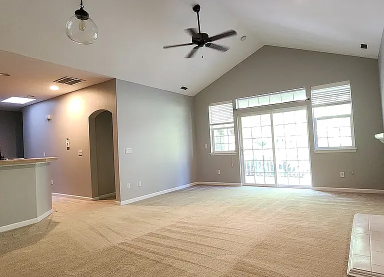 5840 Summerlinn Way — Photo 11