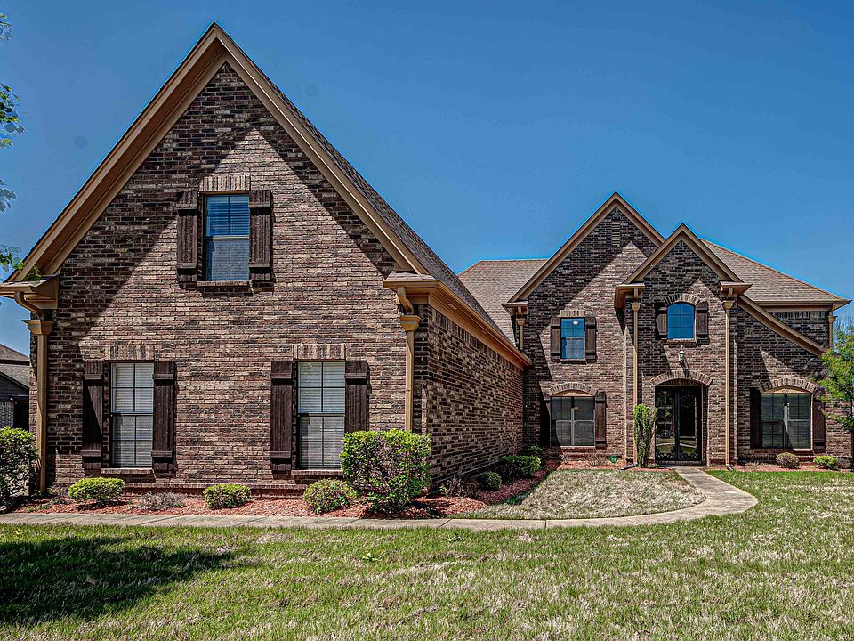 1st image of 5011 Laurel Greens Dr