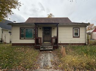 16610 Geneva Dr, Harvey, IL 60426