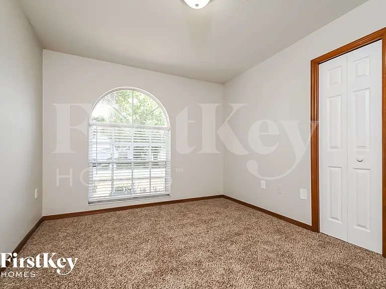 5349 Montserrat Dr — Photo 14