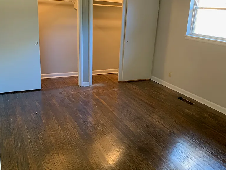 3930 Montclair Rd — Photo 14