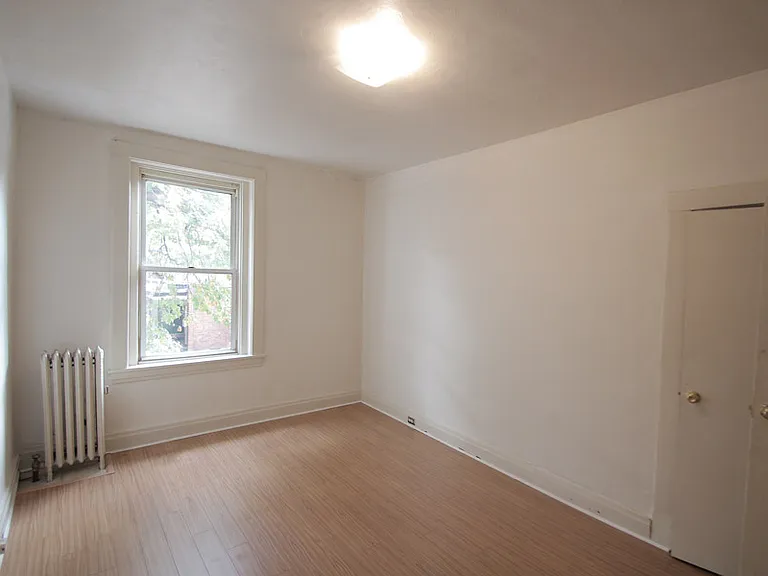 423 Biddle Ave — Photo 13