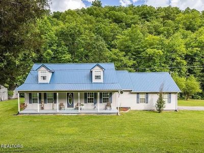 238 Dry Valley Rd, Thorn Hill, TN, 37881