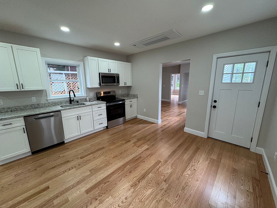 1st image of 36 Gould St