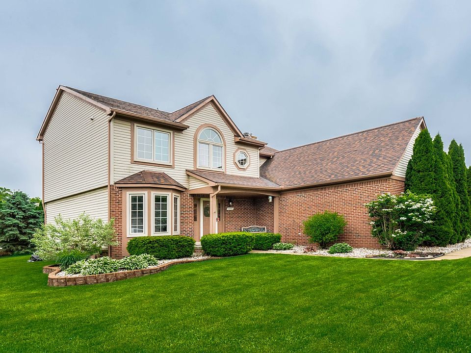 1st image of 1056 Saint Andrews Ct