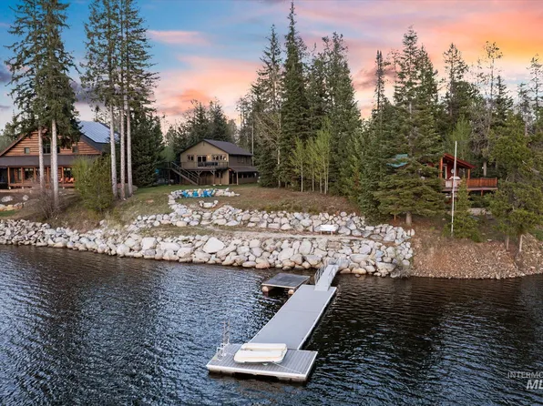 216 Hereford Pl, Donnelly, ID 83615