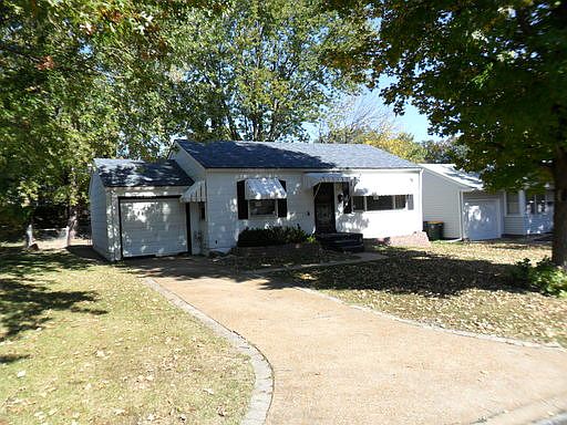 1st image of 1417 Ballard Dr