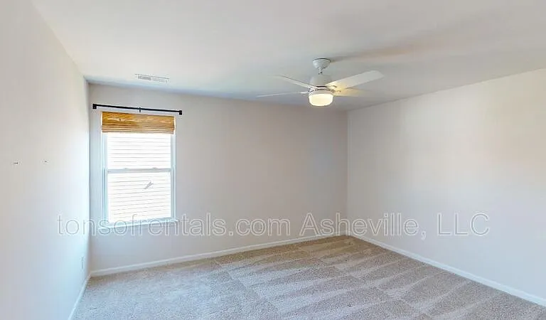 354 Tavernier Ln — Photo 20