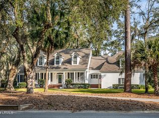 855 Island Cir W, Saint Helena Island, SC 29920