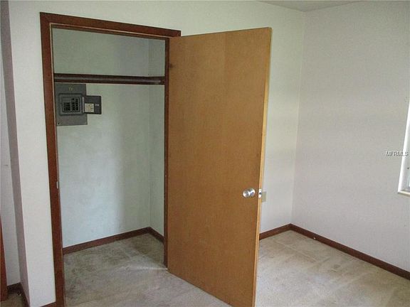 5th image of 5030 Jackson St
