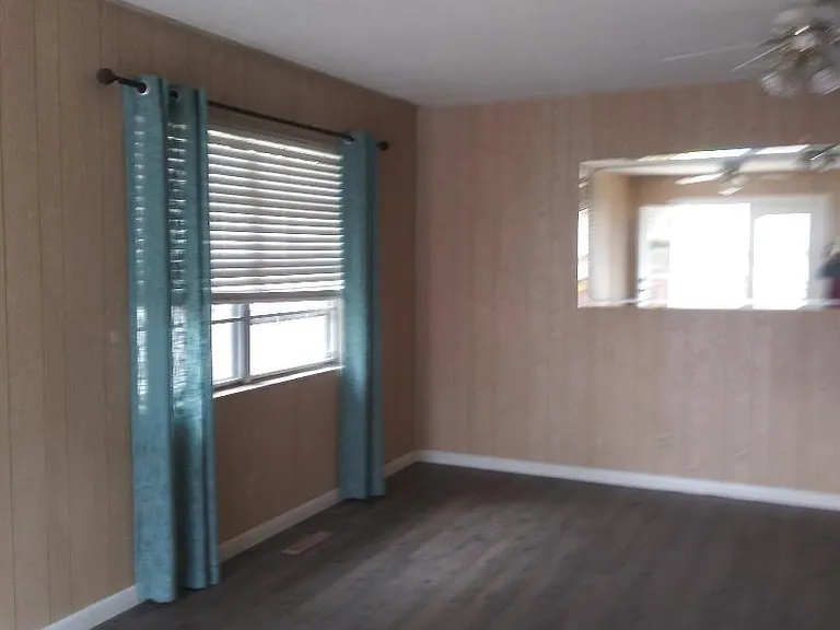1026 Tanglewood Dr — Photo 7