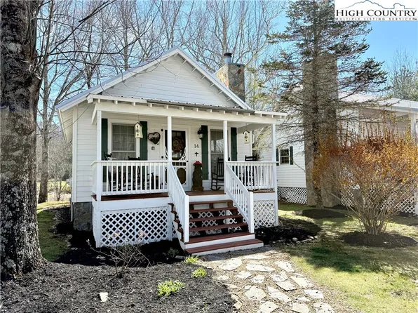 14 Fish Camp Circle, Newland, NC 28657