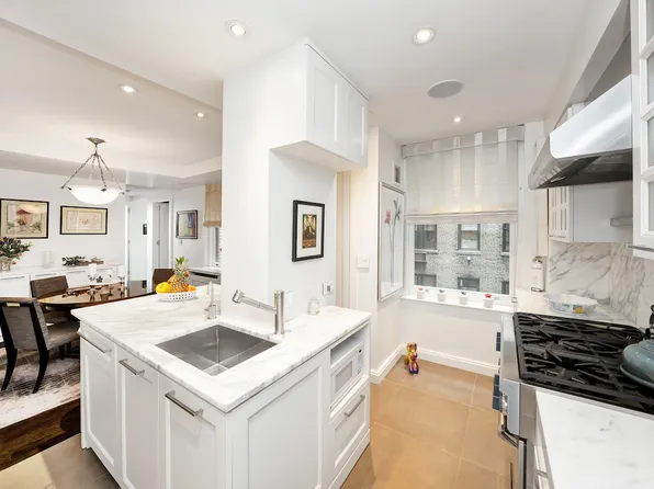 330 West 72nd Street image 5 of 13