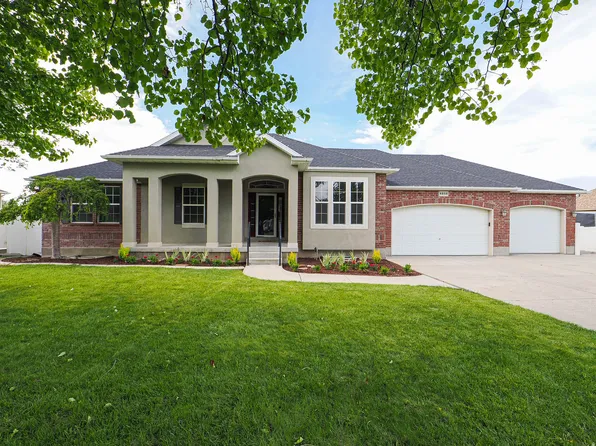 4856 W Cherry Laurel Ln, West Jordan, UT 84081