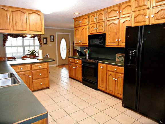 3rd image of 207 County Road 439 W