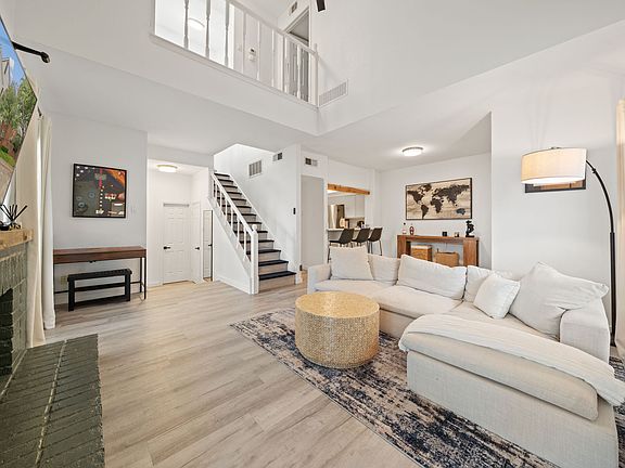 4th image of 4050 Frankford Rd APT 208