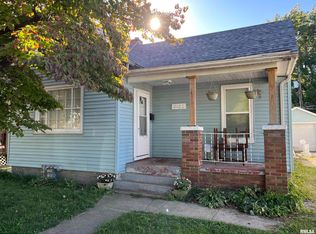 2123 N 17th St, Springfield, IL 62702