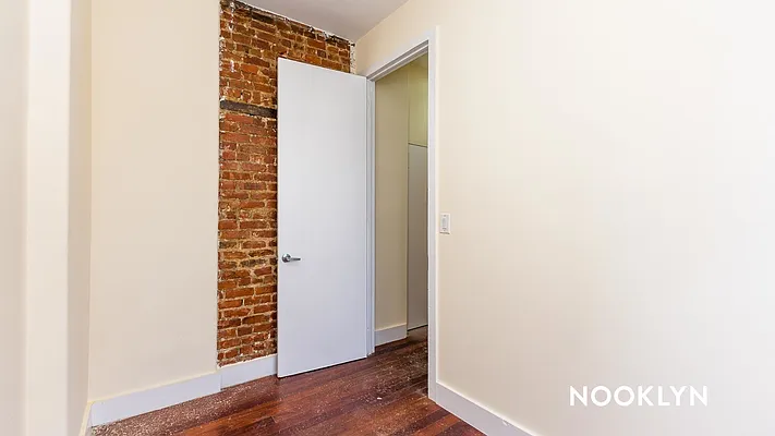 Rented by Nooklyn NYC LLC | media 37
