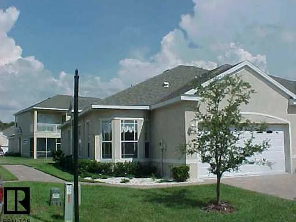 2737 Tottenham Dr