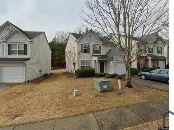9499 Lakeview Rd, Union City, GA 30291