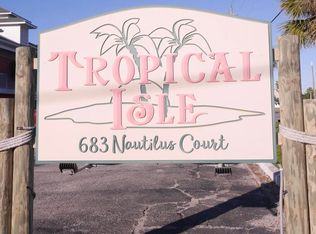 683 Nautilus Ct #100, Fort Walton Beach, FL 32548