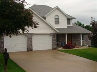 2019 Legend Ct, Jefferson City, MO 65101